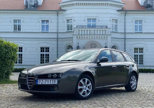 alfa romeo 159 Alfa Romeo 159 cena 12000 przebieg: 240000, rok produkcji 2006 z Września